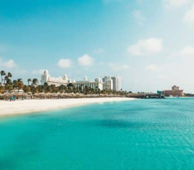 best time to visit aruba: hero